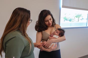 A breastfeeding class